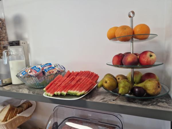 IMG-20250518-WA0000